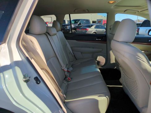 Used 2013 Subaru Outback 3.6R Limited w/ Moonroof Pkg image 29