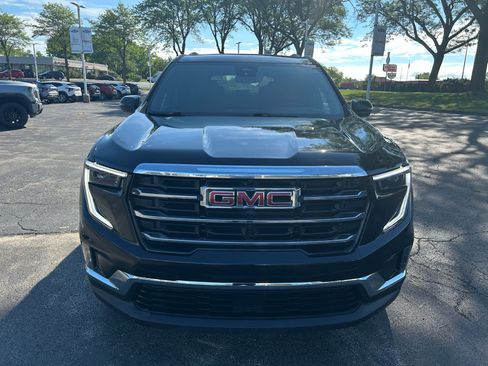 Used 2024 GMC Acadia Elevation AWD/4WD image 2