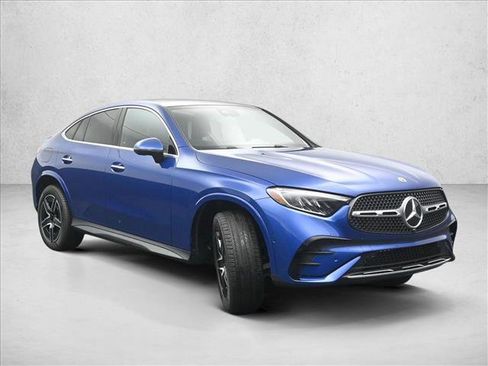 Certified 2026 Mercedes-Benz GLC 300 4MATIC image 4