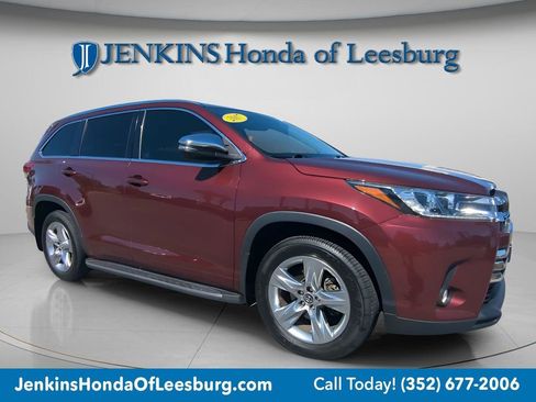 Used 2017 Toyota Highlander Limited image 1