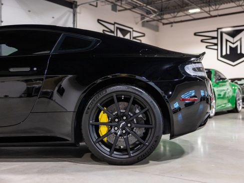Used 2016 Aston Martin V12 Vantage S image 15