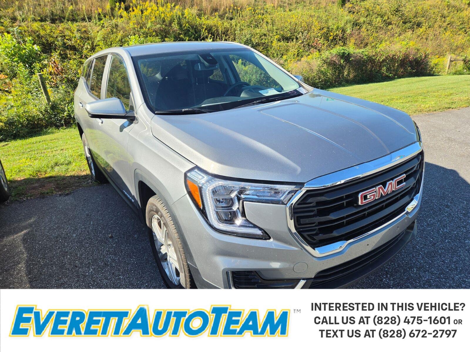 Used 2024 GMC Terrain SLE AWD/4WD image 1