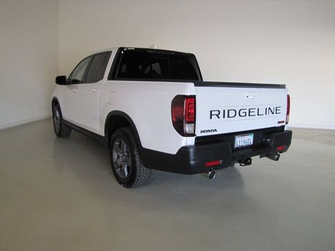 Certified 2025 Honda Ridgeline TrailSport image 24
