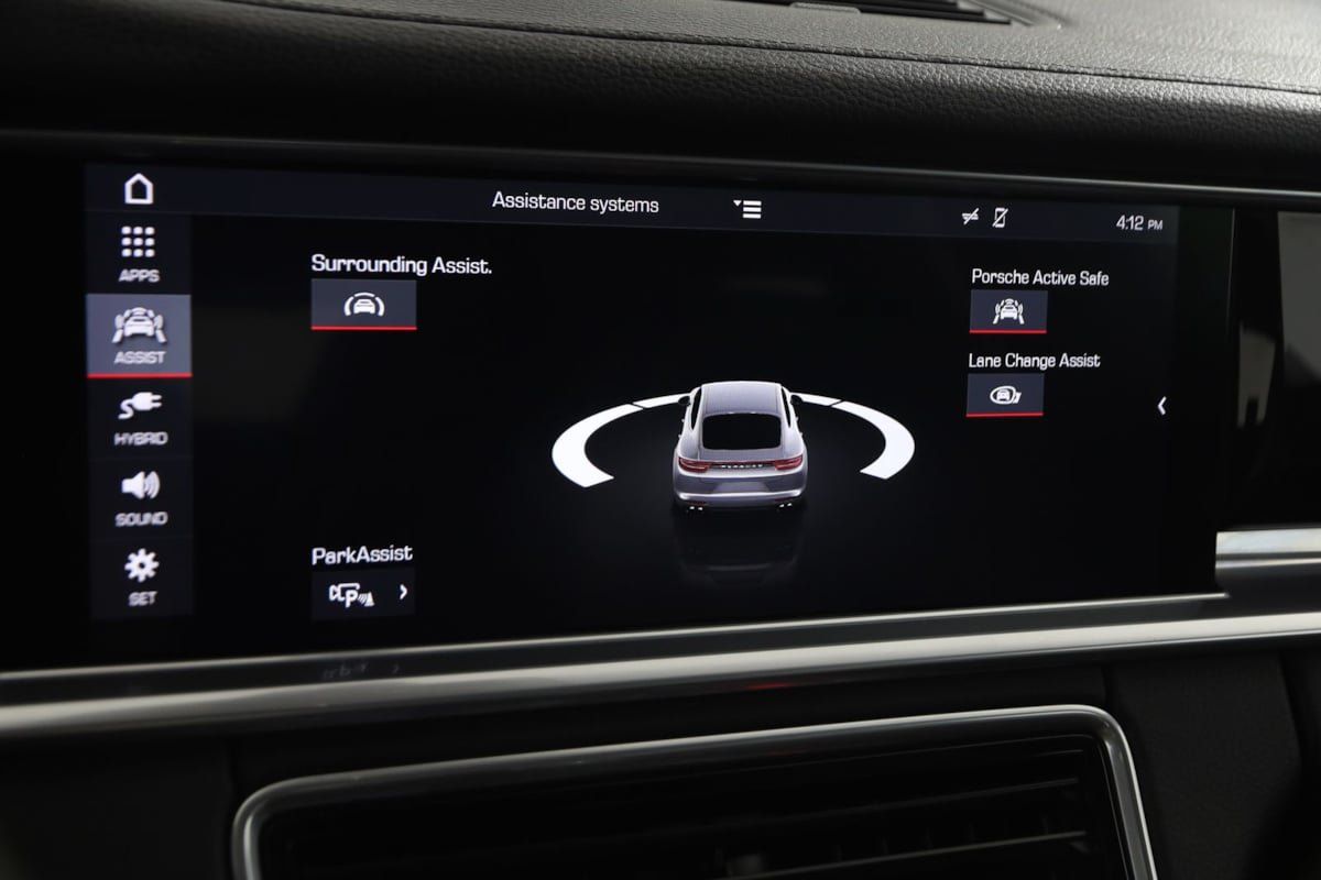 Used 2018 Porsche Panamera 4 AWD/4WD image 44