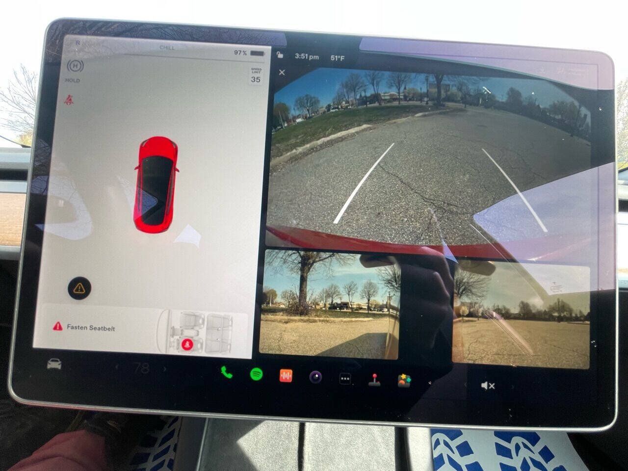Used 2021 Tesla Model 3 Standard Range Plus RWD image 17