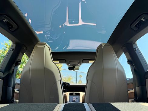 Certified 2022 Porsche Taycan RWD image 36