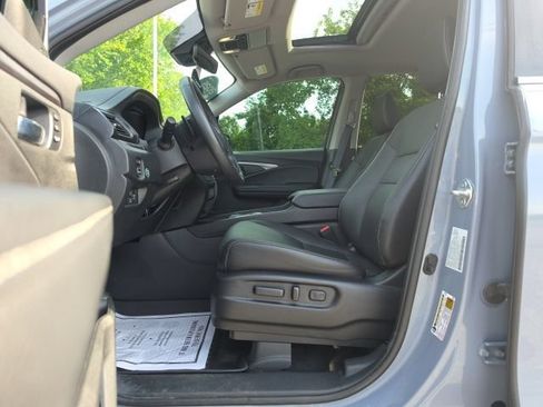 Used 2025 Honda Ridgeline RTL image 10