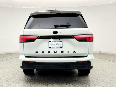 Used 2024 Toyota Sequoia Platinum AWD/4WD image 6