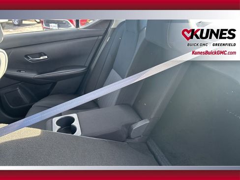 Used 2020 Nissan Sentra SV w/ Trunk Package image 38