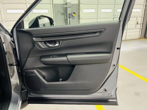 New 2026 Honda CR-V LX image 33