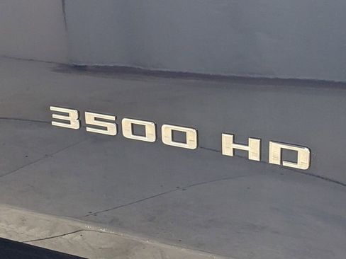 Used 2021 Chevrolet Silverado 3500 High Country image 42