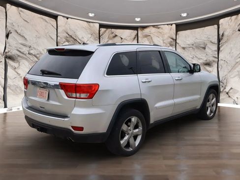 Used 2012 Jeep Grand Cherokee Overland image 5