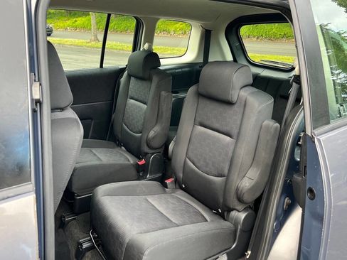 Used 2009 MAZDA MAZDA5 Sport image 15
