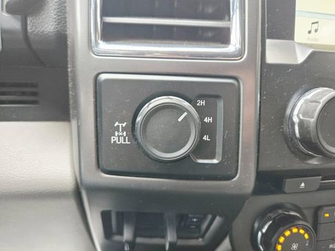 Used 2017 Ford F250 XLT w/ XLT Value Package image 29