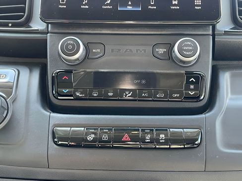 New 2024 RAM ProMaster 3500 w/ Delivery Van Package image 9