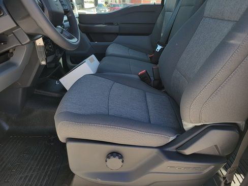 New 2026 Ford F250 XL w/ XL Chrome Package image 6