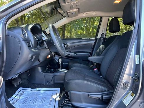 Used 2019 Nissan Versa SV FWD image 12