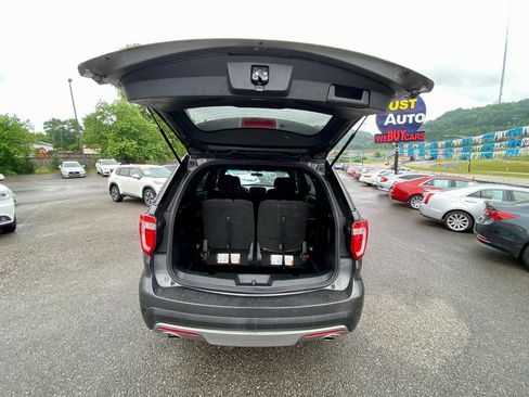 Used 2016 Ford Explorer XLT AWD/4WD image 14