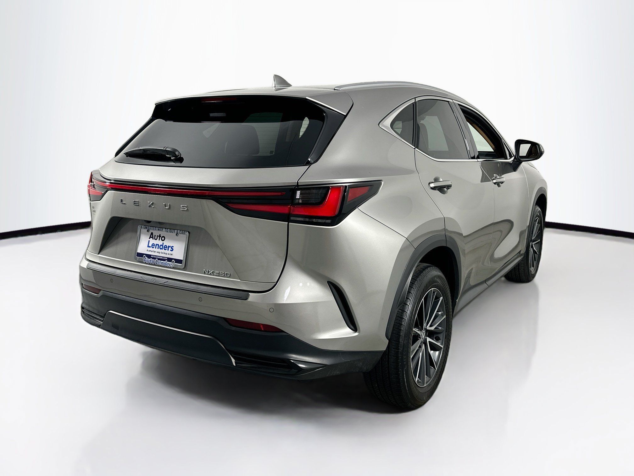 Used 2024 Lexus NX 250 FWD w/ Cold Area Package image 5