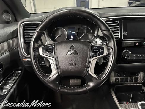 Used 2019 Mitsubishi Outlander SEL AWD/4WD image 35