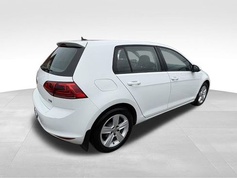 Used 2017 Volkswagen Golf 4-Door FWD image 7