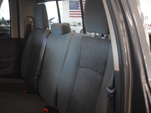 Used 2015 RAM 1500 Big Horn AWD/4WD image 39