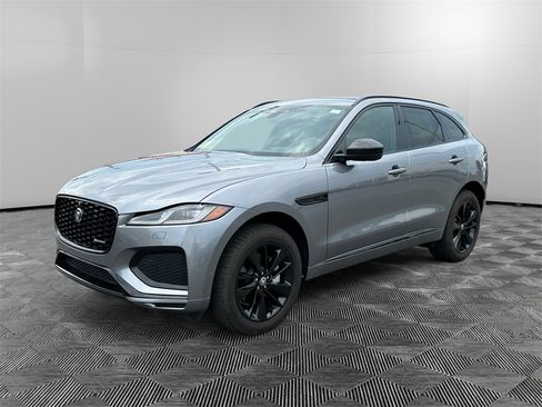 Used 2024 Jaguar F-PACE R-Dynamic S image 1