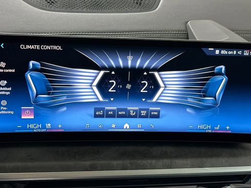 Used 2026 BMW X7 xDrive40i image 21