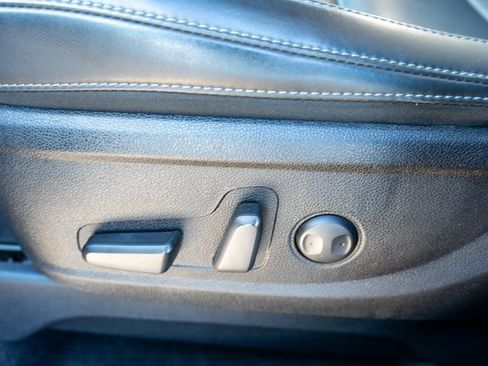 Used 2024 Kia Telluride S w/ S Sunroof Package image 19