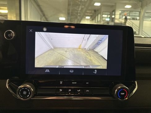 Used 2023 Chevrolet Colorado W/T image 25