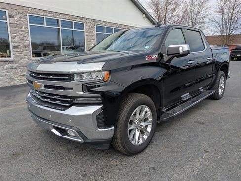 Used 2020 Chevrolet Silverado 1500 LTZ image 2