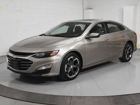 Used 2023 Chevrolet Malibu LT FWD image 7