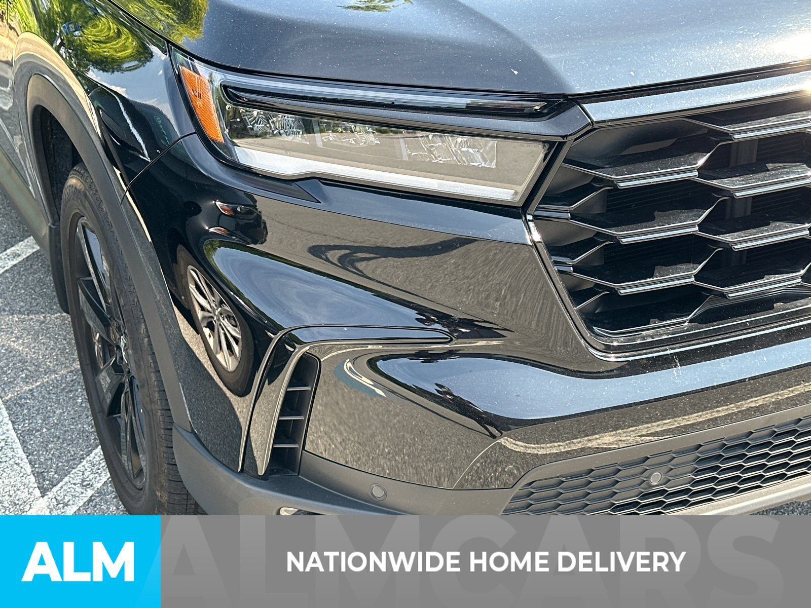 Used 2025 Honda Pilot Black Edition image 4
