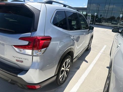 Used 2021 Subaru Forester Limited w/ Popular Package #3 AWD/4WD image 5