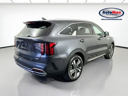Used 2023 Kia Sorento EX AWD/4WD image 2