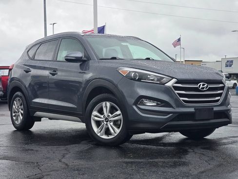 Used 2017 Hyundai Tucson SE Plus FWD image 1