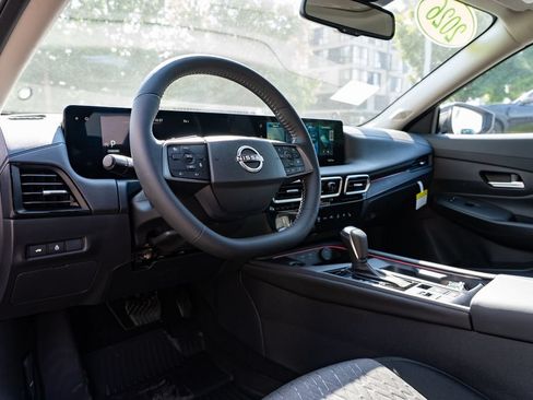 New 2026 Nissan Sentra SV w/ SV Convenience Package FWD image 22