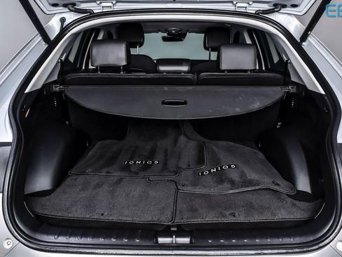 Used 2023 Hyundai Ioniq 5 Limited w/ Cargo Package image 13