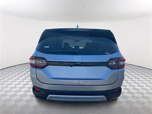 New 2025 Honda Pilot EX-L image 6