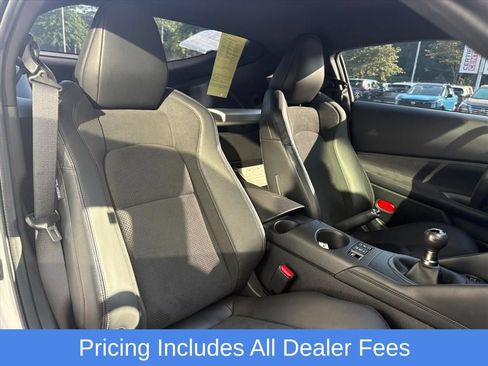 Certified 2025 Nissan Z Performance w/ Floor Mat Package RWD image 20
