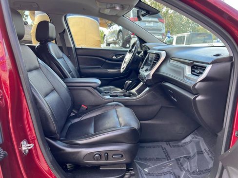 Used 2018 GMC Acadia SLT image 14