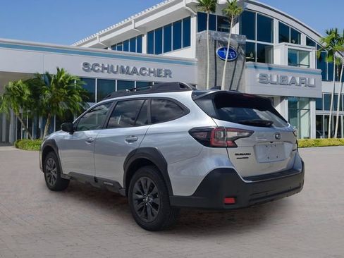 Certified 2025 Subaru Outback Onyx Edition AWD/4WD image 5