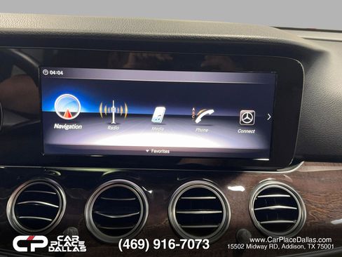 Used 2018 Mercedes-Benz E 300 image 37