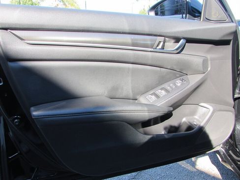 Used 2019 Honda Accord Sport image 24