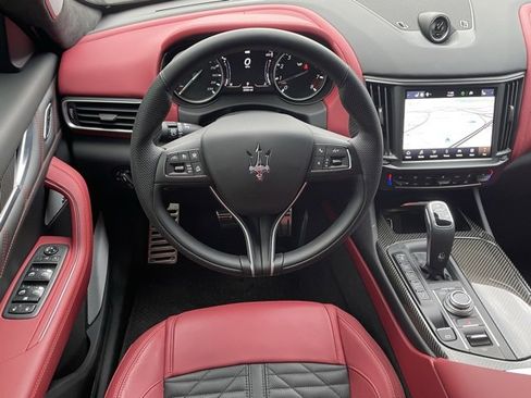 Used 2022 Maserati Levante Trofeo image 49
