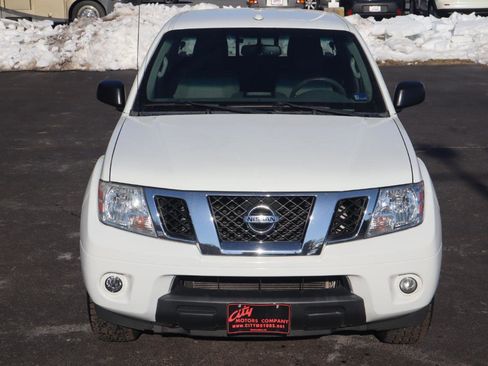 Used 2017 Nissan Frontier SV w/ SV Value Truck Package image 4