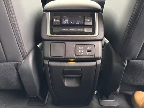 New 2026 Subaru Ascent Premium image 14