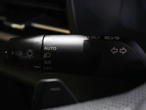 Used 2022 Mitsubishi Outlander ES image 12