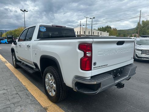 Used 2021 Chevrolet Silverado 2500 LTZ image 6