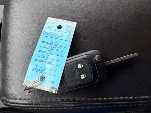 Used 2016 GMC Terrain SLE FWD image 26